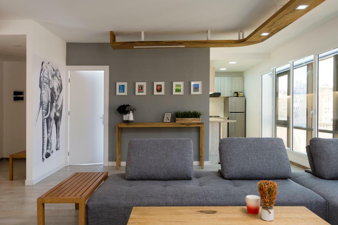 Apartment Clemenceau Furnished *