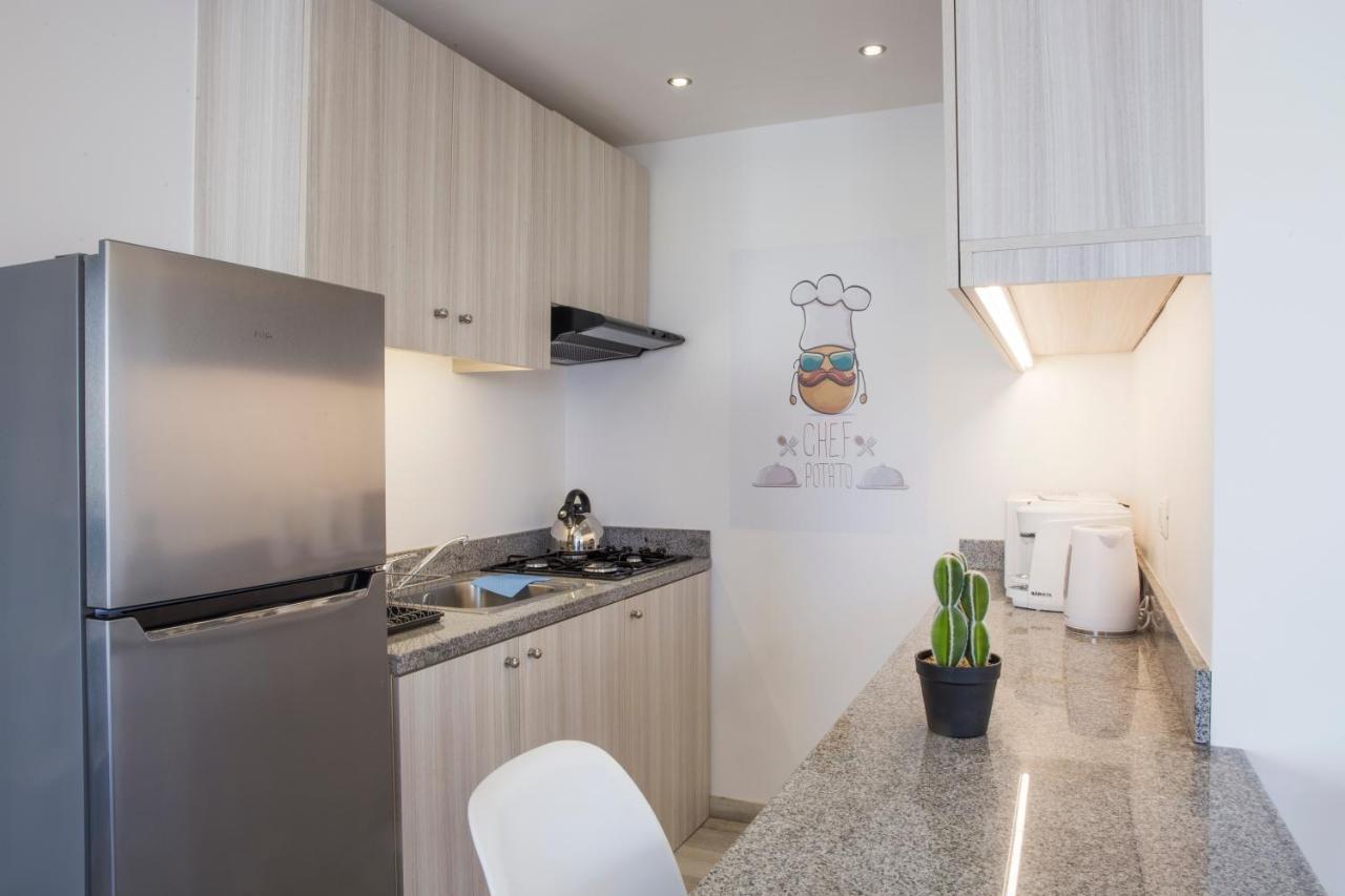 Apartment Clemenceau Furnished *